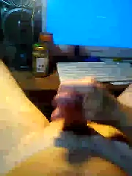 Snapshot of Alvaro2017 chatting on February 11, 2025, 3:50 am Alvaro2017 online show from February 11, 2025, 3:50 am