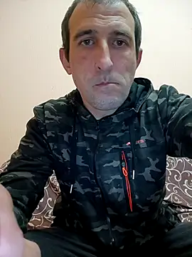 Snapshot of ZDRAVKICH chatting on December 29, 2024, 5:44 pm ZDRAVKICH online show from December 29, 2024, 5:44 pm