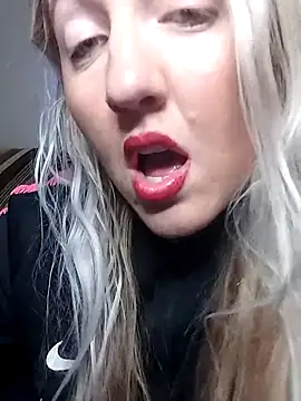 Snapshot of Mllesha74000 chatting on February 22, 2025, 4:30 pm Mllesha74000 online show from February 22, 2025, 4:30 pm