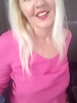 Snapshot of Mllesha74000 chatting on November 14, 2025, 1:32 pm Mllesha74000 online show from November 14, 2025, 1:32 pm