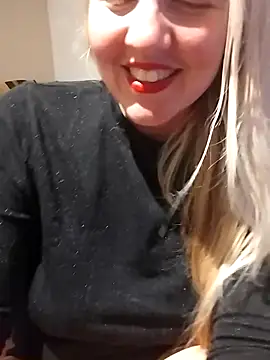 Snapshot of Mllesha74000 chatting on December 15, 2025, 7:07 pm Mllesha74000 online show from December 15, 2025, 7:07 pm