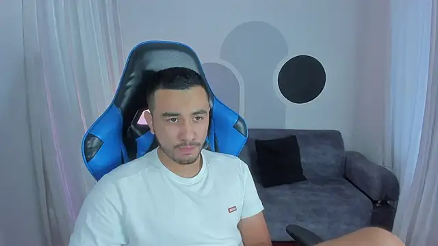 Nick Moca online show from December 4, 2024, 9:13 pm