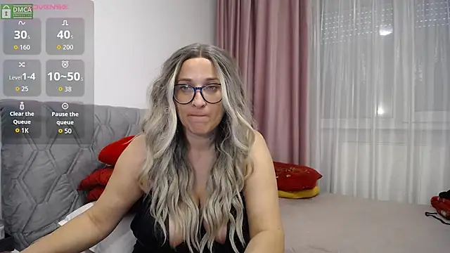 Snapshot of Aphrodite_S32 chatting on November 17, 2025, 8:20 am Aphrodite S32 online show from November 17, 2025, 8:20 am