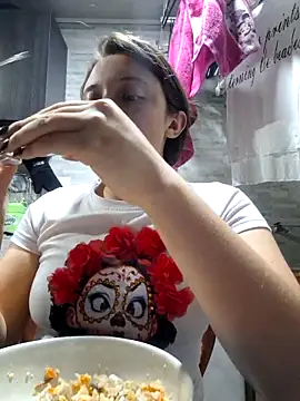 Snapshot of linda-schmidt chatting on October 21, 2025, 10:10 pm linda-schmidt online show from October 21, 2025, 10:10 pm