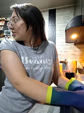 Snapshot of linda-schmidt chatting on November 3, 2025, 11:48 pm linda-schmidt online show from November 3, 2025, 11:48 pm