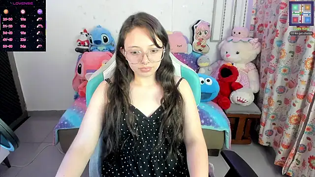 Snapshot of linda-schmidt chatting on November 21, 2025, 1:59 am linda-schmidt online show from November 21, 2025, 1:59 am