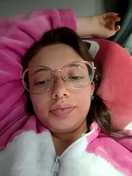 Snapshot of linda-schmidt chatting on November 23, 2025, 8:08 pm linda-schmidt online show from November 23, 2025, 8:08 pm