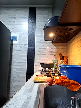 Snapshot of linda-schmidt chatting on December 2, 2025, 8:48 pm linda-schmidt online show from December 2, 2025, 8:48 pm