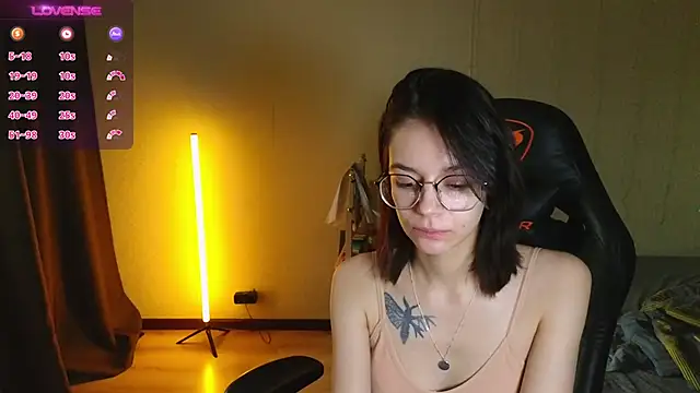 alyssa sweet online show from January 20, 2025, 6:21 am