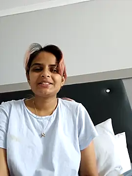 DirtySnowball69 online show from February 26, 2026, 7:40 am