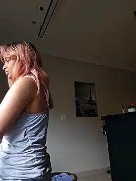 DirtySnowball69 online show from April 16, 2026, 7:53 am