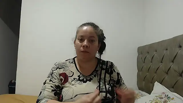 tiffany horny 1 online show from January 23, 2025, 6:49 am