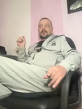 Snapshot of DanielOhCool chatting on December 16, 2024, 12:27 pm DanielOhCool online show from December 16, 2024, 12:27 pm