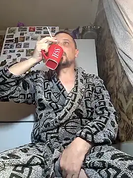 DanielOhCool online show from March 16, 2026, 5:13 am