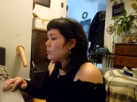 Snapshot of missemi chatting on February 18, 2026, 12:50 am missemi online show from February 18, 2026, 12:50 am