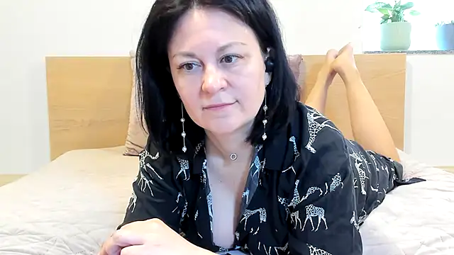 BritttanyBrix online show from April 26, 2026, 9:40 am