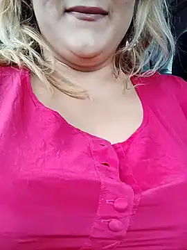 SWEETLUNA077 online show from September 13, 2025, 3:01 pm