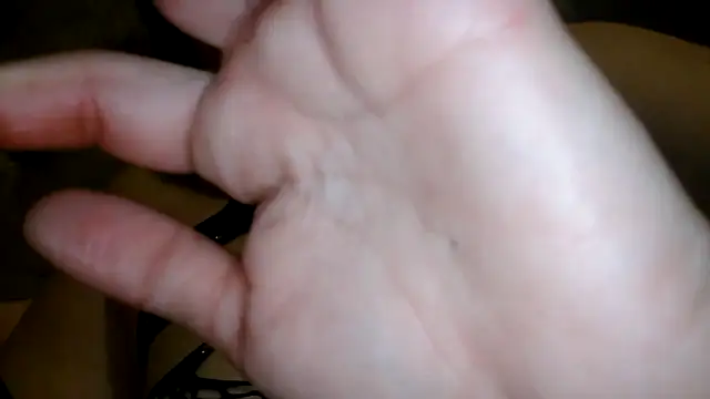 SWEETLUNA077 online show from February 23, 2026, 9:28 am