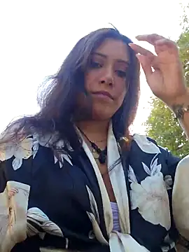 Snapshot of DORYY chatting on November 4, 2025, 8:52 pm DORYY online show from November 4, 2025, 8:52 pm