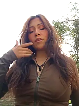 Snapshot of DORYY chatting on November 10, 2025, 10:20 pm DORYY online show from November 10, 2025, 10:20 pm