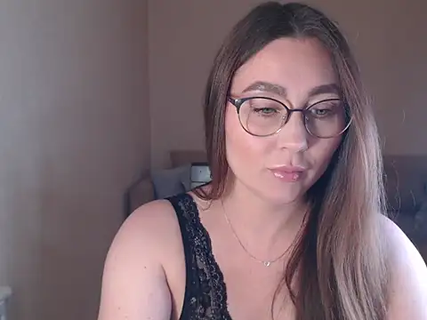Snapshot of marishaarimova chatting on June 29, 2026, 4:18 pm marishaarimova online show from June 29, 2026, 4:18 pm