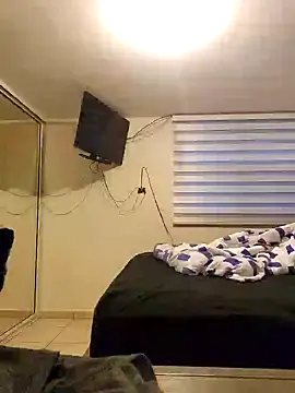 tropikboy online show from October 7, 2025, 10:12 am