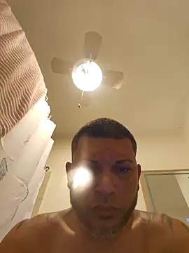 tropikboy online show from April 10, 2026, 9:47 am