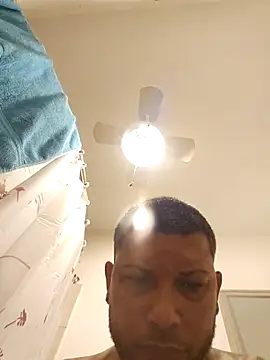 tropikboy online show from April 17, 2026, 9:45 am