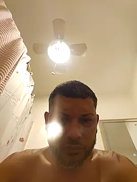 tropikboy online show from April 21, 2026, 9:37 am