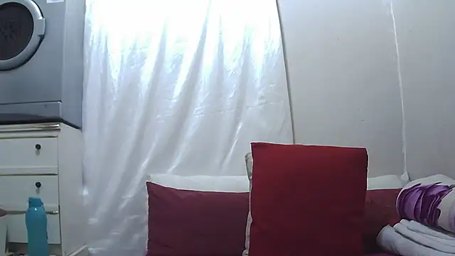 Snapshot of Delicioussexy chatting on March 16, 2025, 5:14 am Delicioussexy online show from March 16, 2025, 5:14 am