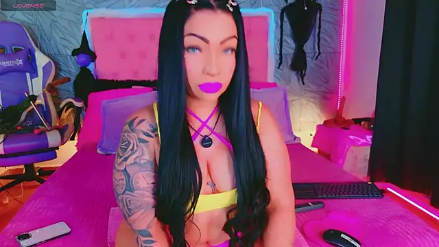 macasweet online show from October 28, 2025, 9:06 pm