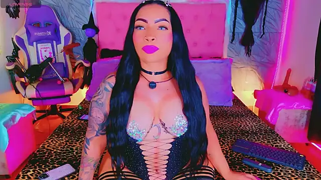 macasweet online show from November 1, 2025, 10:45 pm