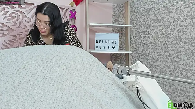 Snapshot of valerie_lya chatting on January 29, 2025, 8:35 pm valerie lya online show from January 29, 2025, 8:35 pm