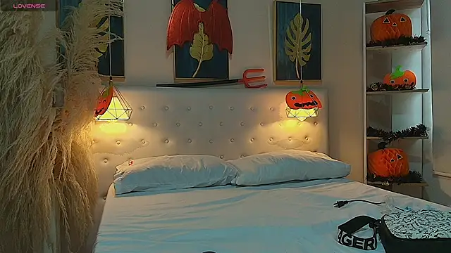 Snapshot of valerie_lya chatting on October 16, 2025, 8:43 pm valerie lya online show from October 16, 2025, 8:43 pm