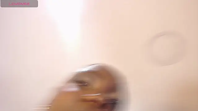 Snapshot of TamyJhonson chatting on March 15, 2025, 10:11 pm TamyJhonson online show from March 15, 2025, 10:11 pm