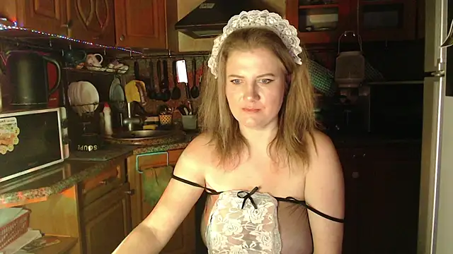 LizaCakes online show from March 20, 2025, 2:53 pm