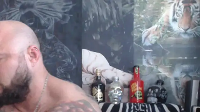 Snapshot of viking_30 chatting on June 4, 2026, 5:57 am viking 30 online show from June 4, 2026, 5:57 am