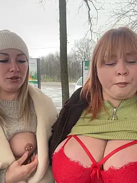 Snapshot of Model9798 chatting on February 8, 2026, 12:30 pm Model9798 online show from February 8, 2026, 12:30 pm