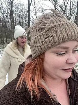 Snapshot of Model9798 chatting on February 11, 2026, 8:52 am Model9798 online show from February 11, 2026, 8:52 am