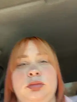 Snapshot of Model9798 chatting on April 19, 2026, 6:24 am Model9798 online show from April 19, 2026, 6:24 am