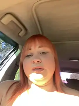 Snapshot of Model9798 chatting on June 19, 2026, 5:45 am Model9798 online show from June 19, 2026, 5:45 am
