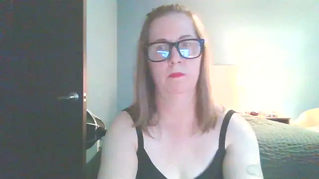 Snapshot of SweetandNaughty1 chatting on December 17, 2024, 10:32 pm SweetandNaughty1 online show from December 17, 2024, 10:32 pm