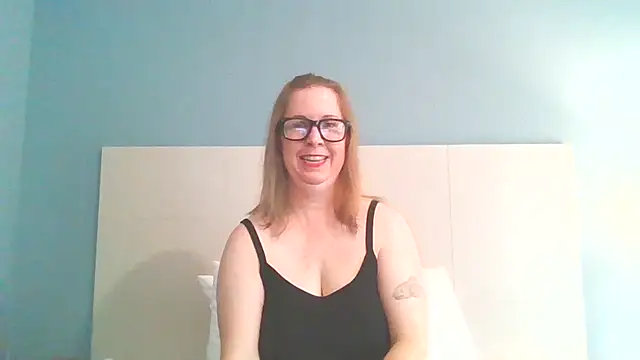 Snapshot of SweetandNaughty1 chatting on January 14, 2025, 7:53 pm SweetandNaughty1 online show from January 14, 2025, 7:53 pm