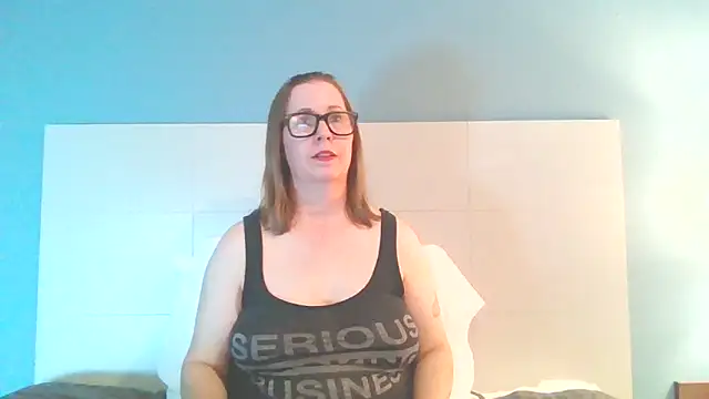 Snapshot of SweetandNaughty1 chatting on March 12, 2025, 4:19 am SweetandNaughty1 online show from March 12, 2025, 4:19 am