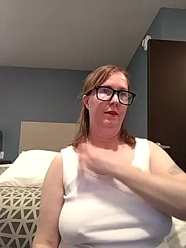 Snapshot of SweetandNaughty1 chatting on October 20, 2025, 7:47 pm SweetandNaughty1 online show from October 20, 2025, 7:47 pm