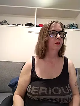 SweetandNaughty1 online show from March 12, 2026, 10:32 am