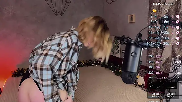 Your Sweet Lilu online show from December 24, 2024, 8:05 pm