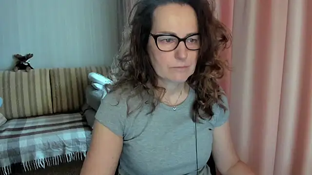 lauraoven online show from March 14, 2026, 8:31 am