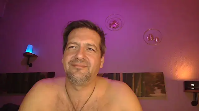 Snapshot of matrikes1 chatting on February 5, 2025, 8:46 pm matrikes1 online show from February 5, 2025, 8:46 pm