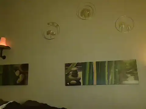 Snapshot of matrikes1 chatting on February 12, 2025, 10:15 pm matrikes1 online show from February 12, 2025, 10:15 pm